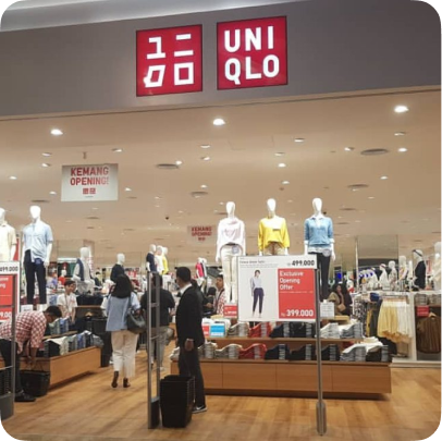 Uniqlo Banner